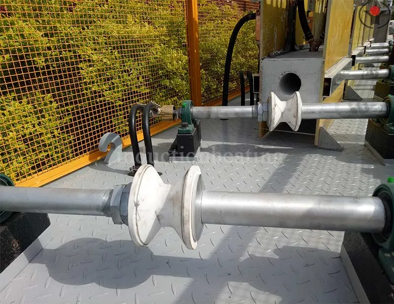 Long bar induction heat treatment machine