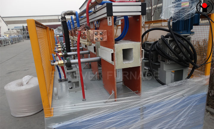 Induction heating furnace for square steel billets