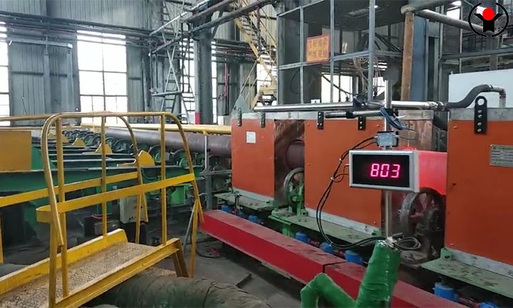 The seamless oil steel pipe quenching and tempering furnace